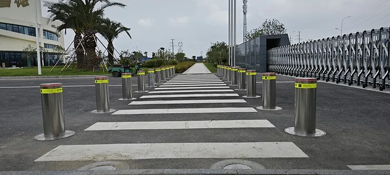 Hydraulic Retractable Bollards Hydraulic Retractable Bollards